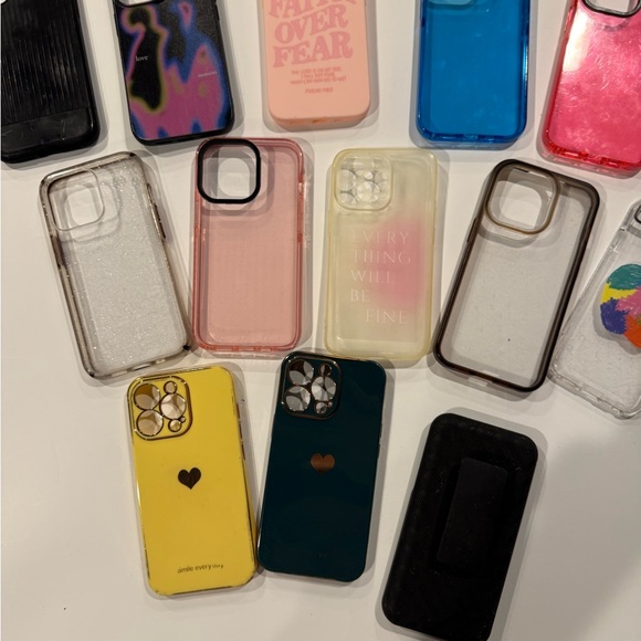 Assorted Multicolor Phone Case Collection - Various Colors - Picture 8 of 9